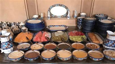 رستوران اقامتگاه بوم گردی شعر باف یزد رستوران اقامتگاه بوم گردی شعر باف یزد